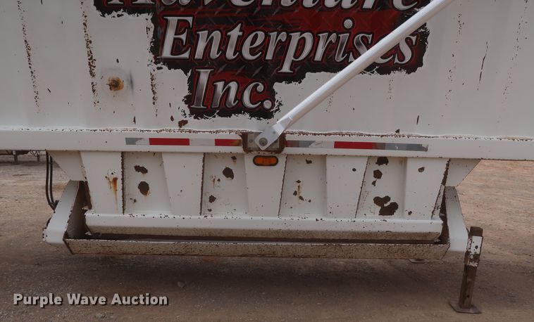 image for item DJ1889 2005 CTS BDT-40  bottom dump trailer