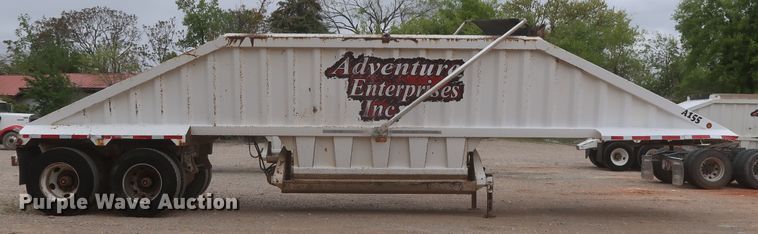 image for item DJ1890 2003 CTS  bottom dump trailer