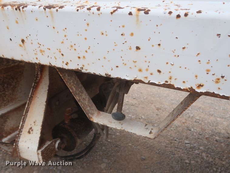 image for item DJ1890 2003 CTS  bottom dump trailer