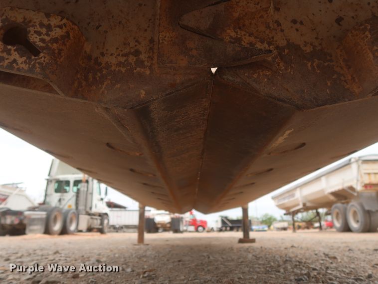 image for item DJ1890 2003 CTS  bottom dump trailer