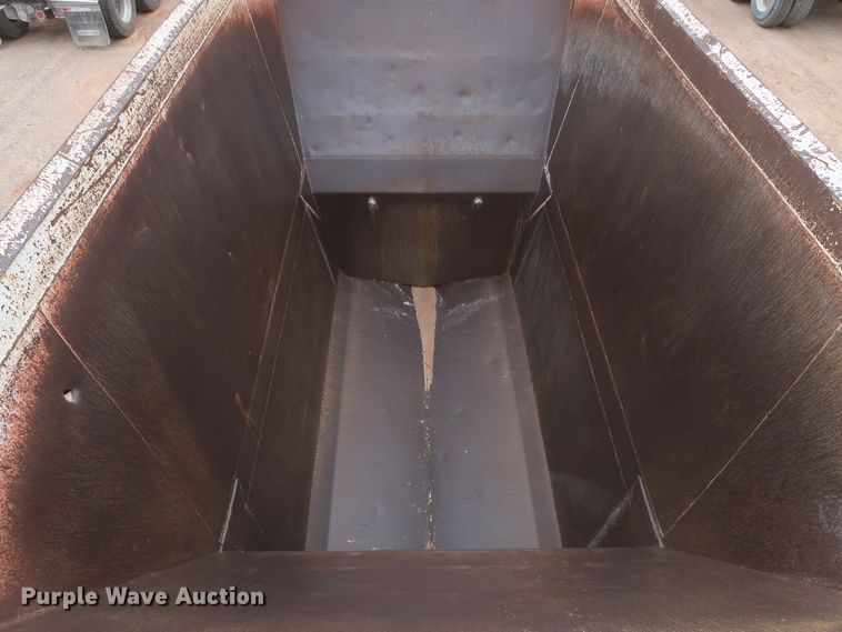 image for item DJ1890 2003 CTS  bottom dump trailer