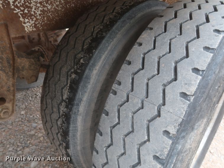 image for item DJ1890 2003 CTS  bottom dump trailer