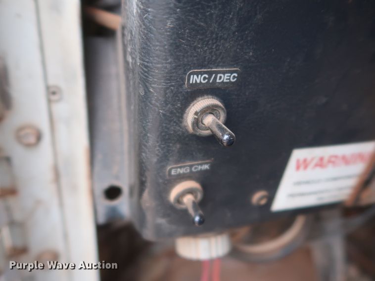 image for item DJ1891 2001 Freightliner FLD  semi truck