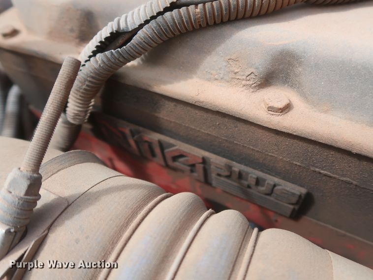 image for item DJ1891 2001 Freightliner FLD  semi truck