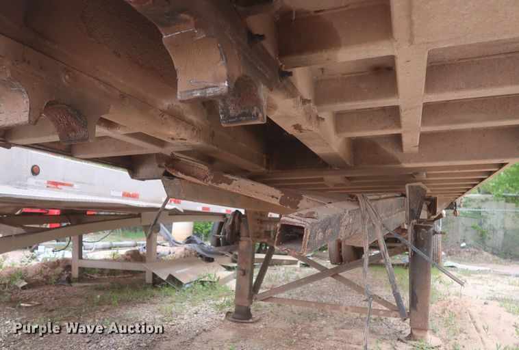 image for item DJ1892 2000 Mate  end dump trailer