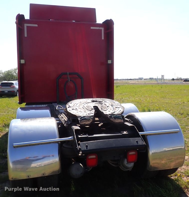 image for item DJ5507 2001 Kenworth W900L  semi truck