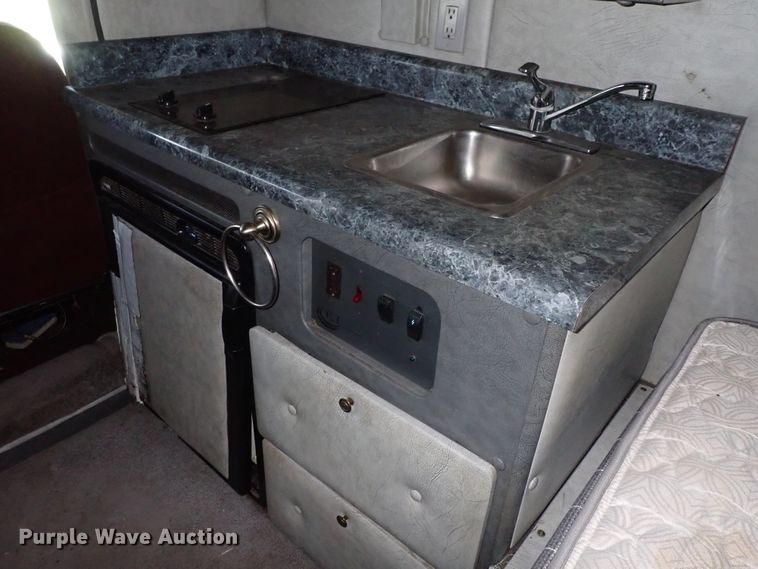 image for item DJ5507 2001 Kenworth W900L  semi truck