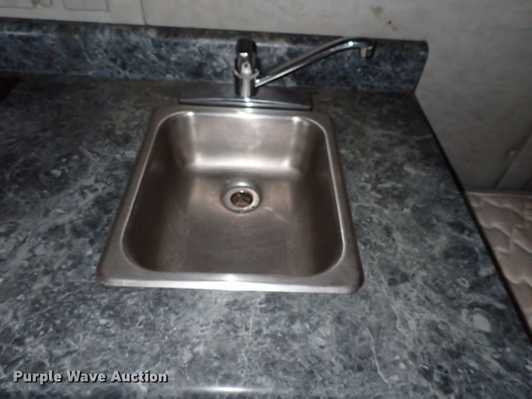 image for item DJ5507 2001 Kenworth W900L  semi truck