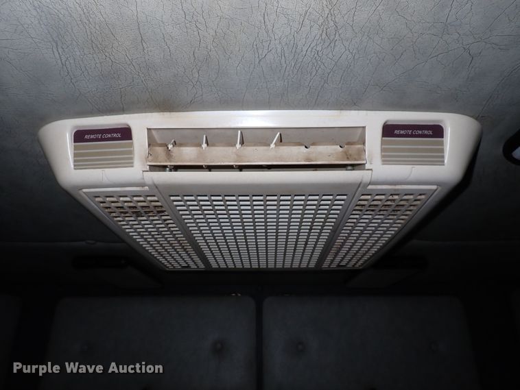 image for item DJ5507 2001 Kenworth W900L  semi truck