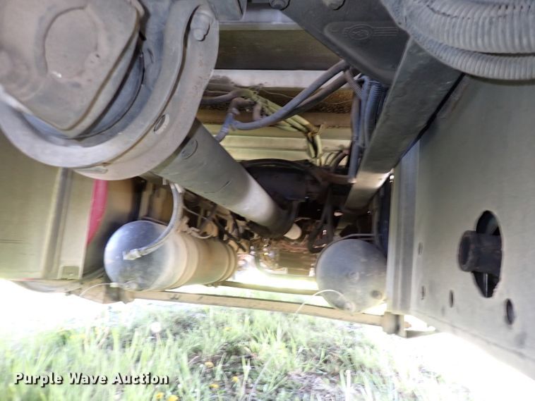 image for item DJ5507 2001 Kenworth W900L  semi truck