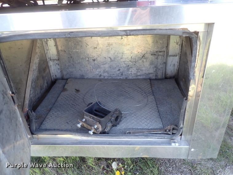 image for item DJ5507 2001 Kenworth W900L  semi truck