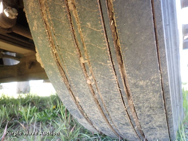 image for item DJ5507 2001 Kenworth W900L  semi truck