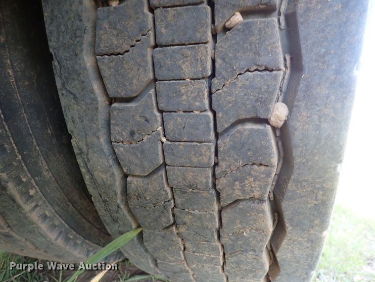 image for item DJ5507 2001 Kenworth W900L  semi truck