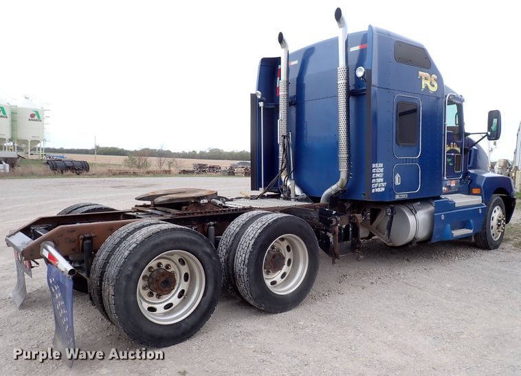 image for item DJ5538 2007 Kenworth T600  semi truck