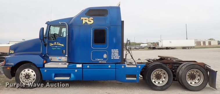 image for item DJ5538 2007 Kenworth T600  semi truck