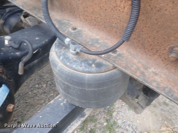 image for item DJ5538 2007 Kenworth T600  semi truck