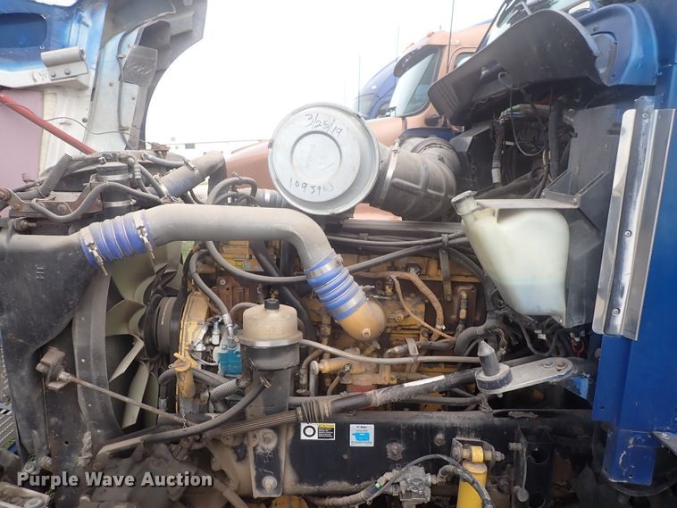 image for item DJ5538 2007 Kenworth T600  semi truck