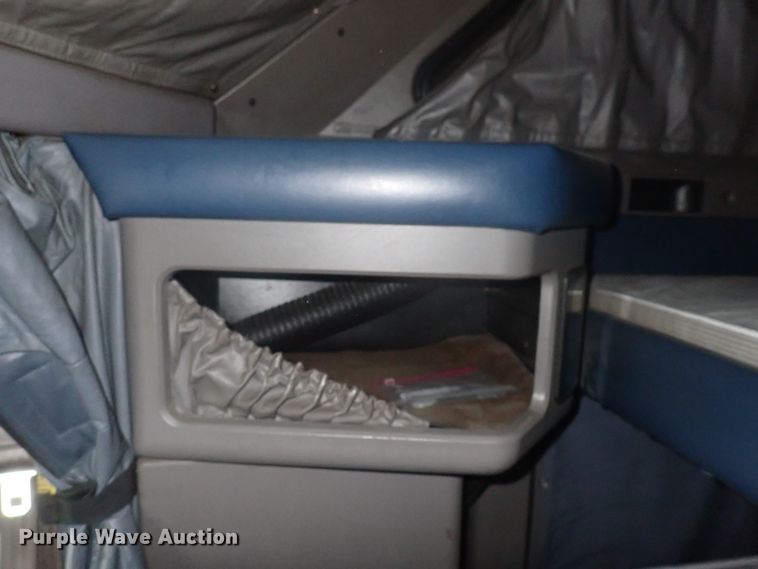 image for item DJ5538 2007 Kenworth T600  semi truck