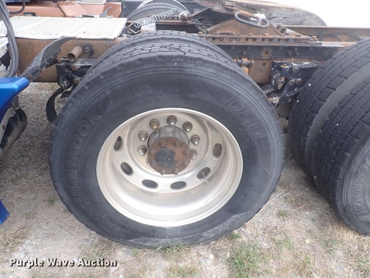 image for item DJ5538 2007 Kenworth T600  semi truck