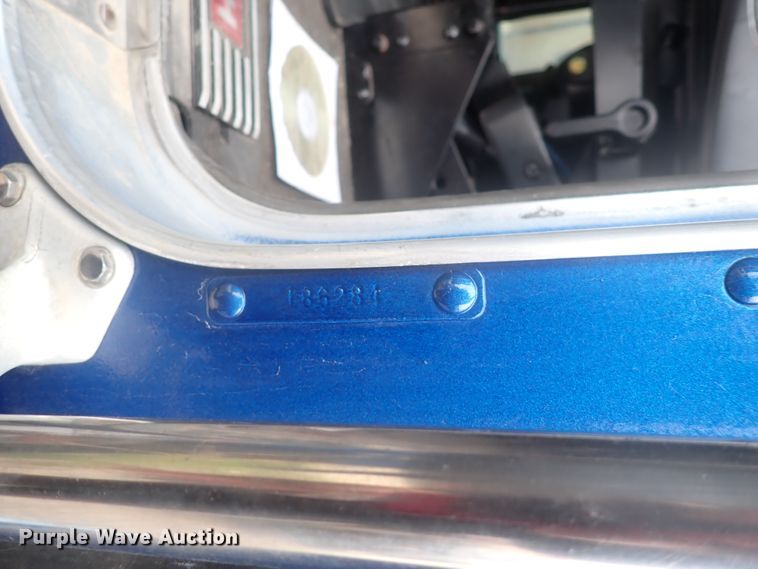 image for item DJ5538 2007 Kenworth T600  semi truck