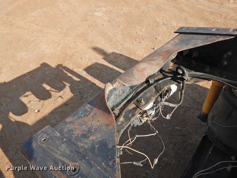 image for item DJ8470 2001 Western Star 4964FX  semi truck