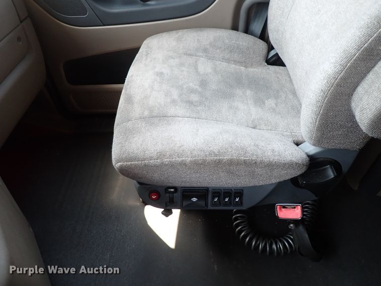 image for item DK4678 2013 Freightliner Cascadia  semi truck