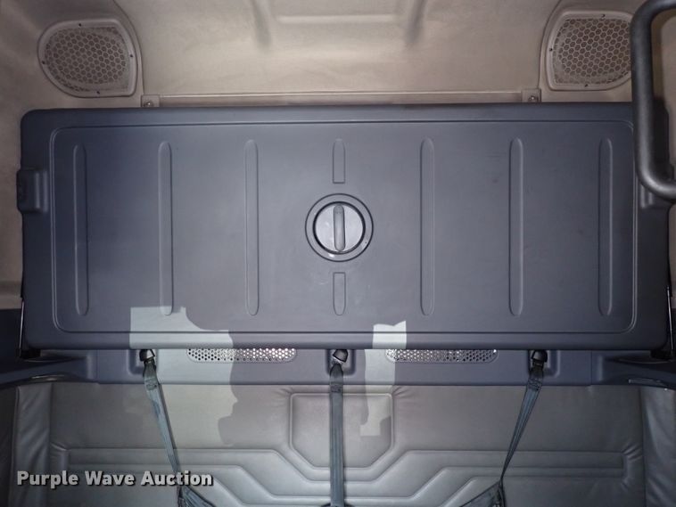 image for item DK4678 2013 Freightliner Cascadia  semi truck