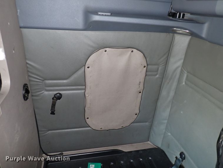 image for item DK4678 2013 Freightliner Cascadia  semi truck