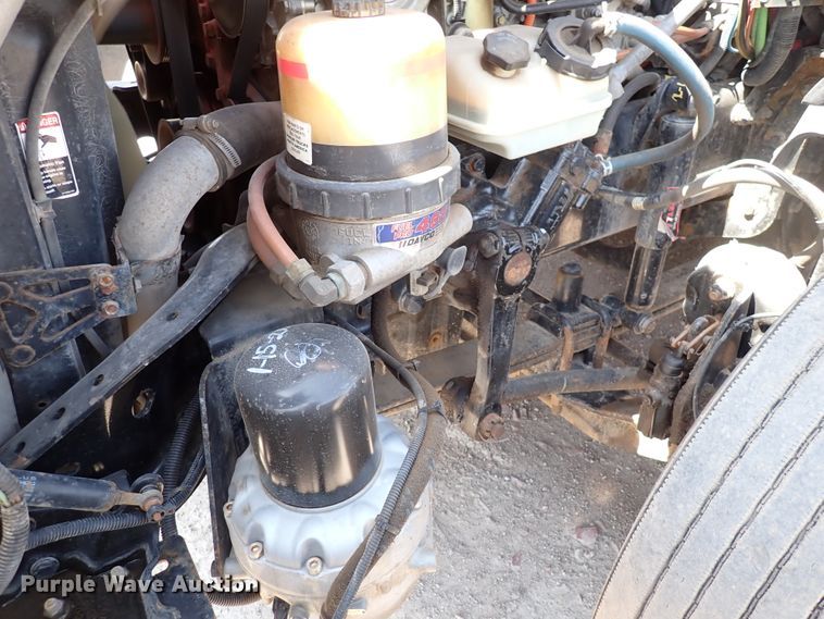 image for item DK4678 2013 Freightliner Cascadia  semi truck