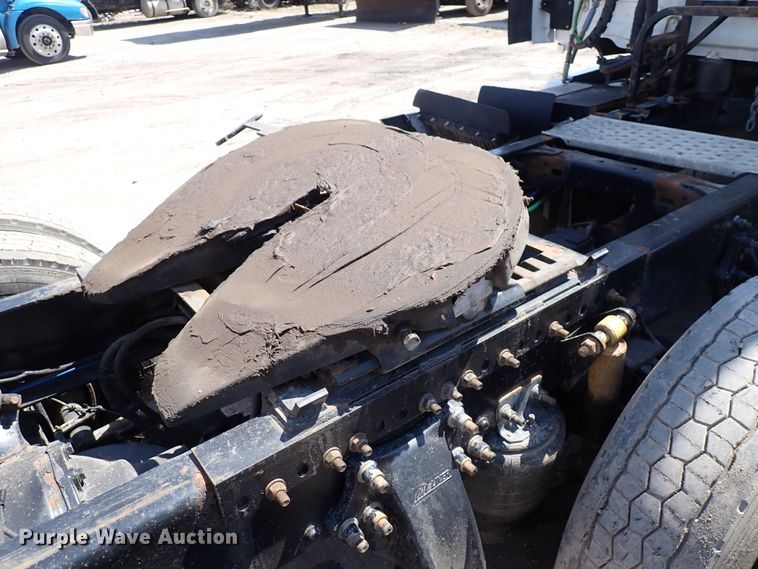 image for item DK4678 2013 Freightliner Cascadia  semi truck