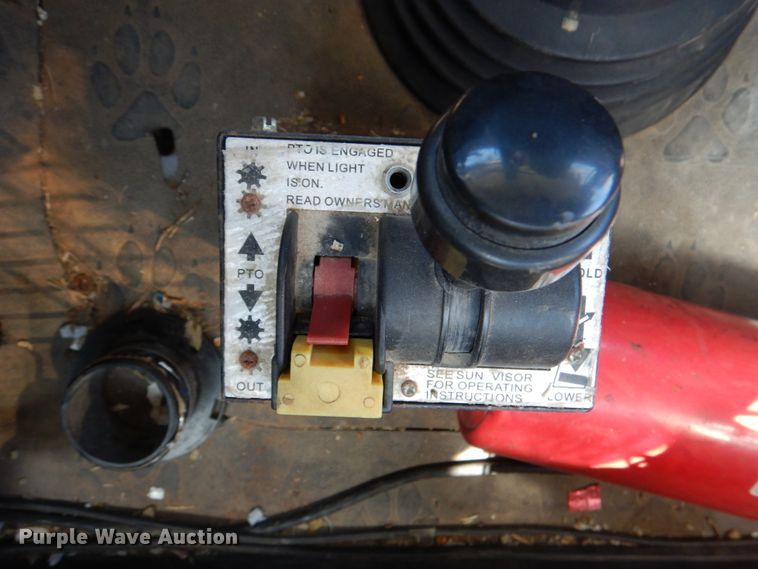 image for item DK5565 2010 Mack CXU  semi truck