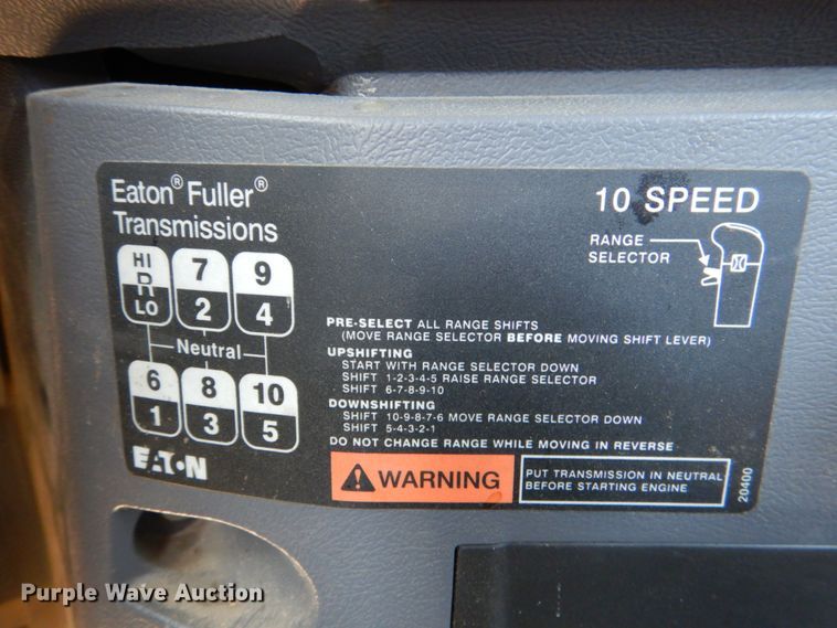 image for item DK5565 2010 Mack CXU  semi truck