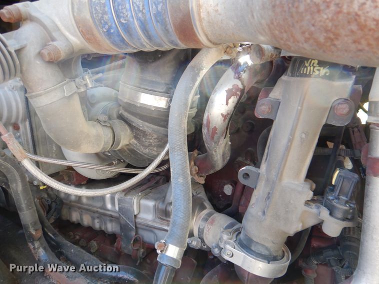 image for item DK5565 2010 Mack CXU  semi truck