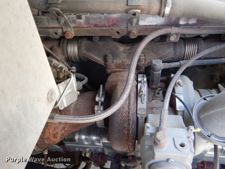 image for item DK5565 2010 Mack CXU  semi truck