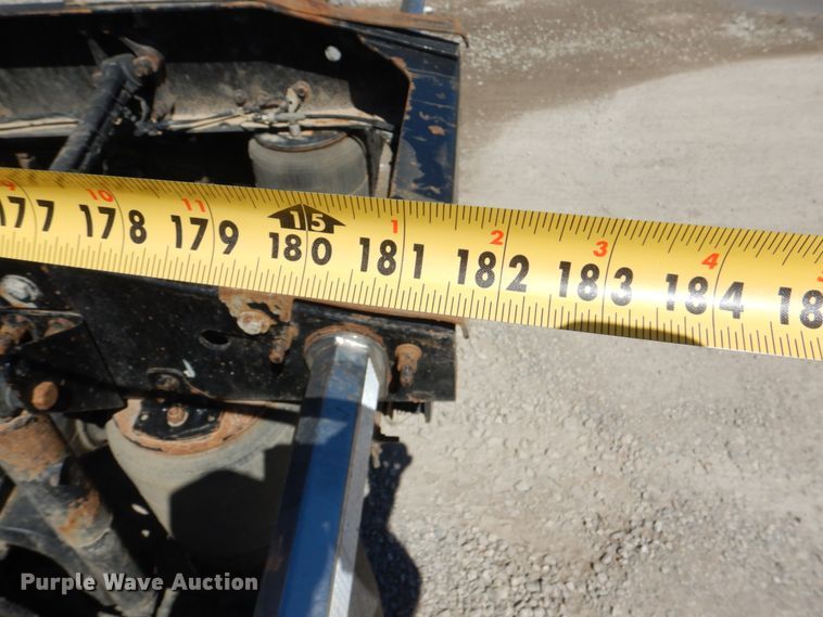 image for item DK5565 2010 Mack CXU  semi truck