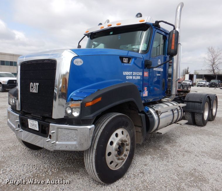 image for item DK5598 2016 Caterpillar CT680L  semi truck