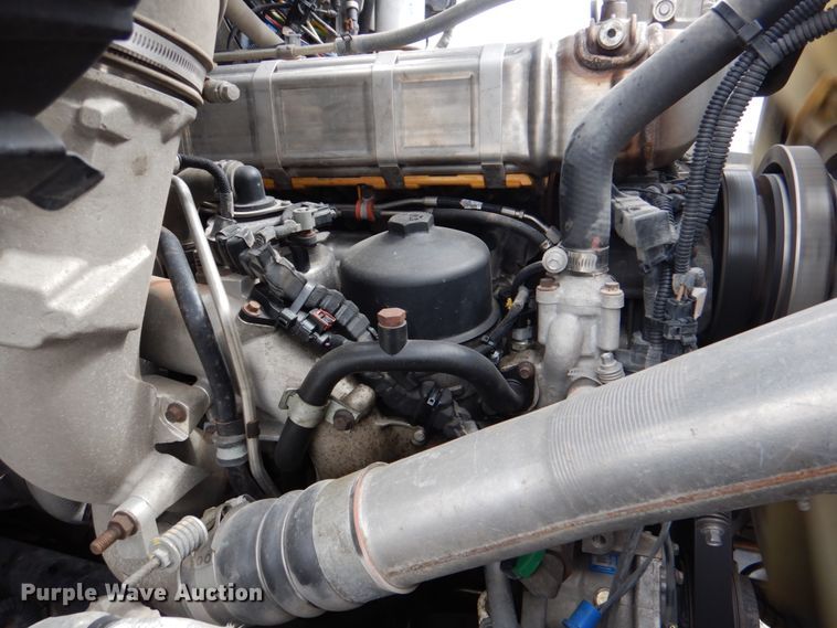 image for item DK5598 2016 Caterpillar CT680L  semi truck