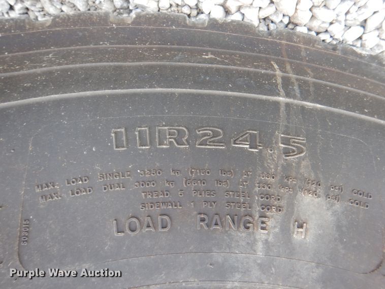 image for item DK5598 2016 Caterpillar CT680L  semi truck