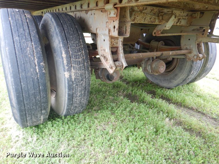 image for item DK5629 1994 Utility Trailers  dry van trailer