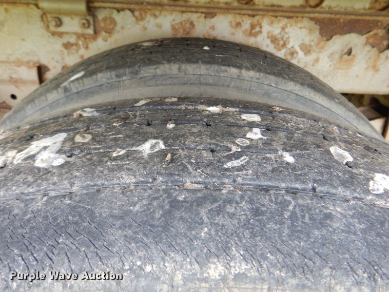 image for item DK5629 1994 Utility Trailers  dry van trailer