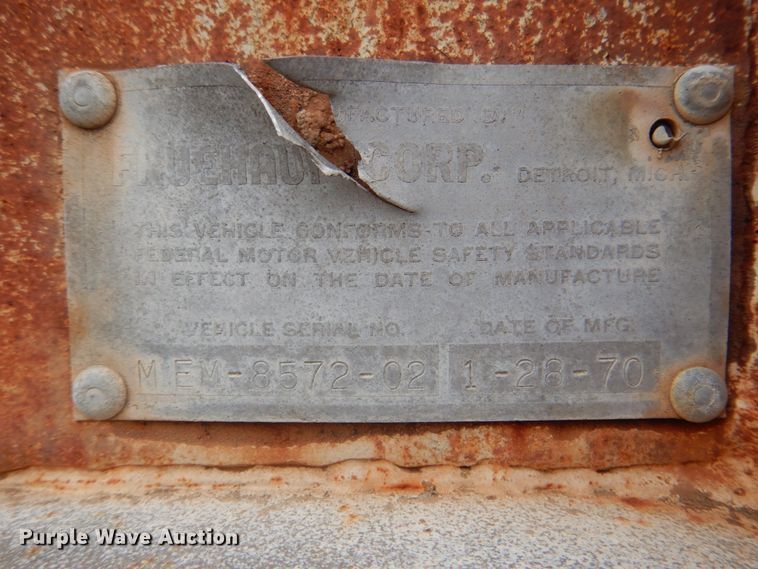 image for item DK5630 1970 Fruehauf FB-6-F2-40-CT  dry van trailer