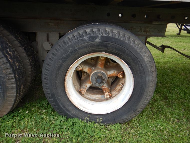 image for item DK5631 1969 Fruehauf F3-9-F2  dry van trailer