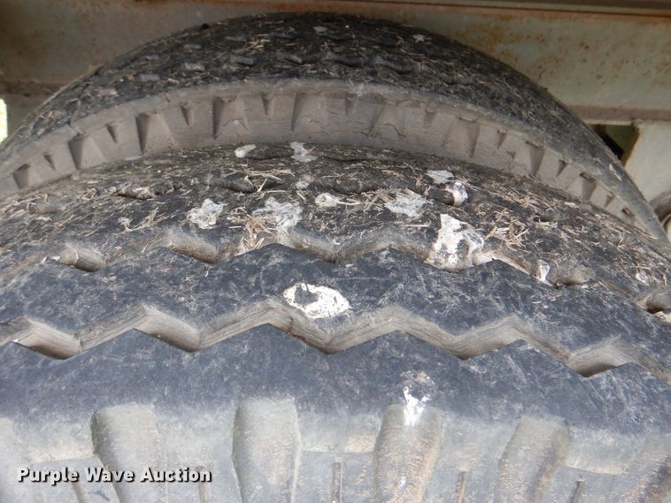 image for item DK5631 1969 Fruehauf F3-9-F2  dry van trailer