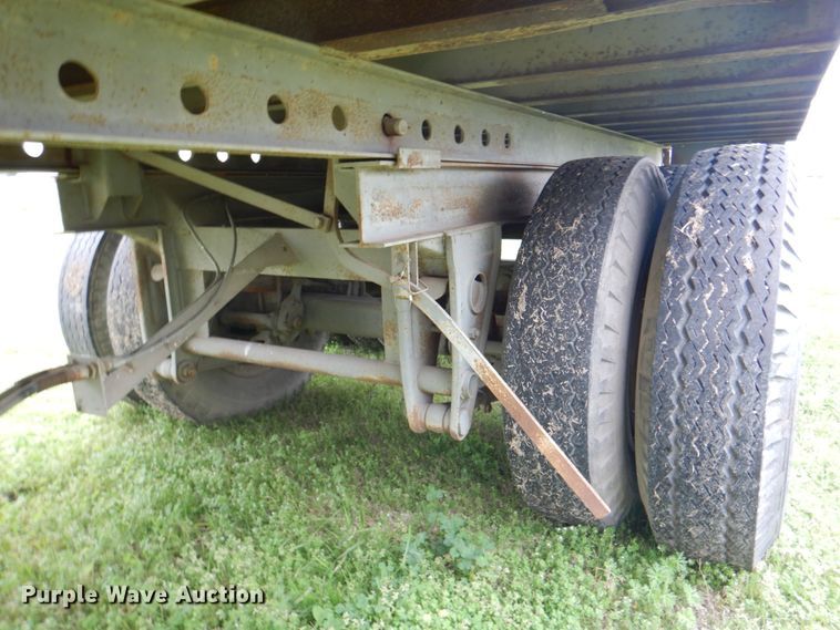 image for item DK5631 1969 Fruehauf F3-9-F2  dry van trailer