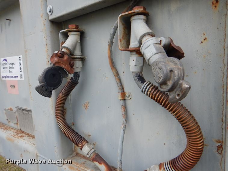 image for item DK5631 1969 Fruehauf F3-9-F2  dry van trailer