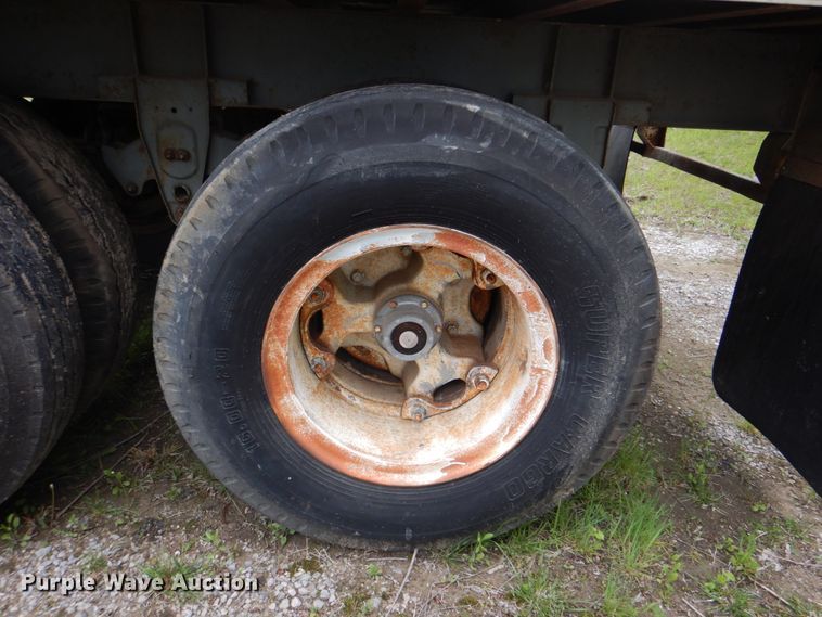 image for item DK5632 1977 Lufkin TFV-EP  dry van trailer