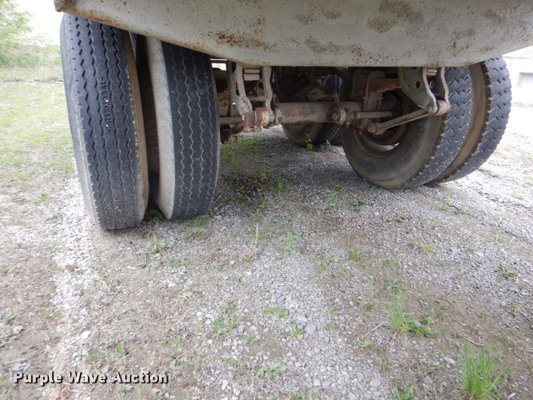 image for item DK5634 1965 Trailmobile  dry van trailer