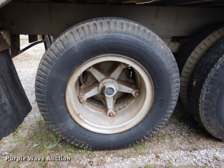 image for item DK5634 1965 Trailmobile  dry van trailer