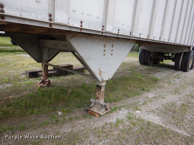 image for item DK5634 1965 Trailmobile  dry van trailer