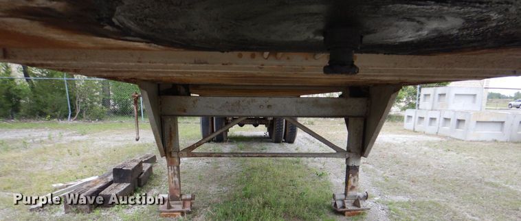 image for item DK5634 1965 Trailmobile  dry van trailer